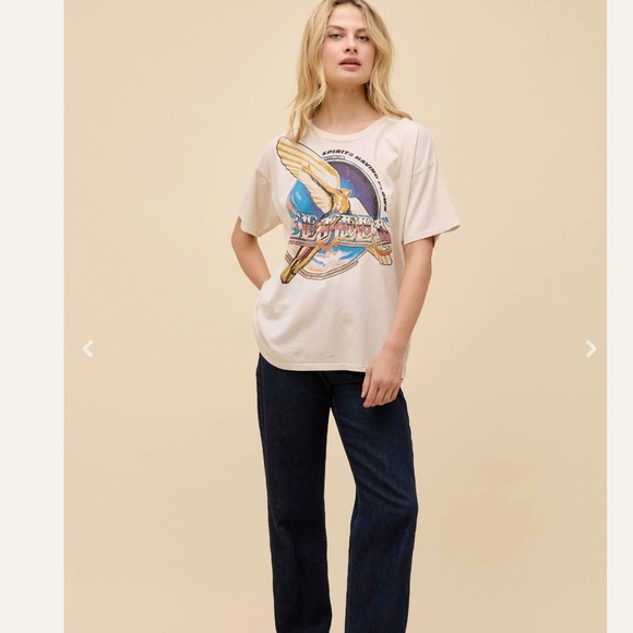 NWT Daydreamer BEE GEES SPIRITS HAVING FLOWN MERCH TEE - Picture 3 of 4